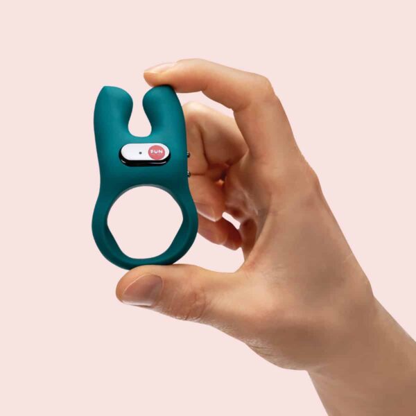 Vibe Kit vibrator.