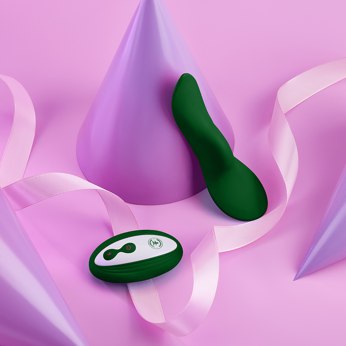 Product image of the Green Femme Funn vibrator on clean background