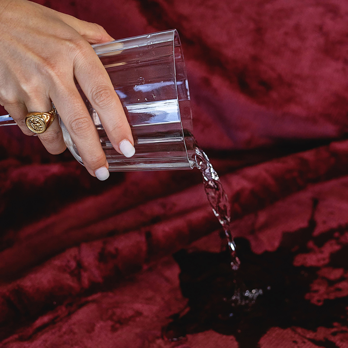 Splash Blanket The Og Moon Blood M adjustable blindfold for intimate exploration